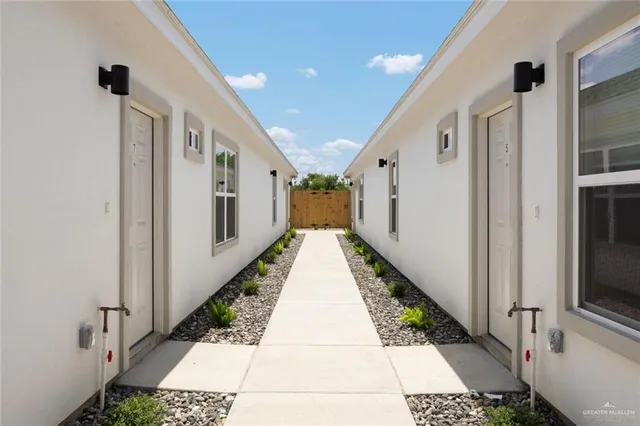 $995 | 740 North Alamo Road, Unit 19, Alamo, TX 78516