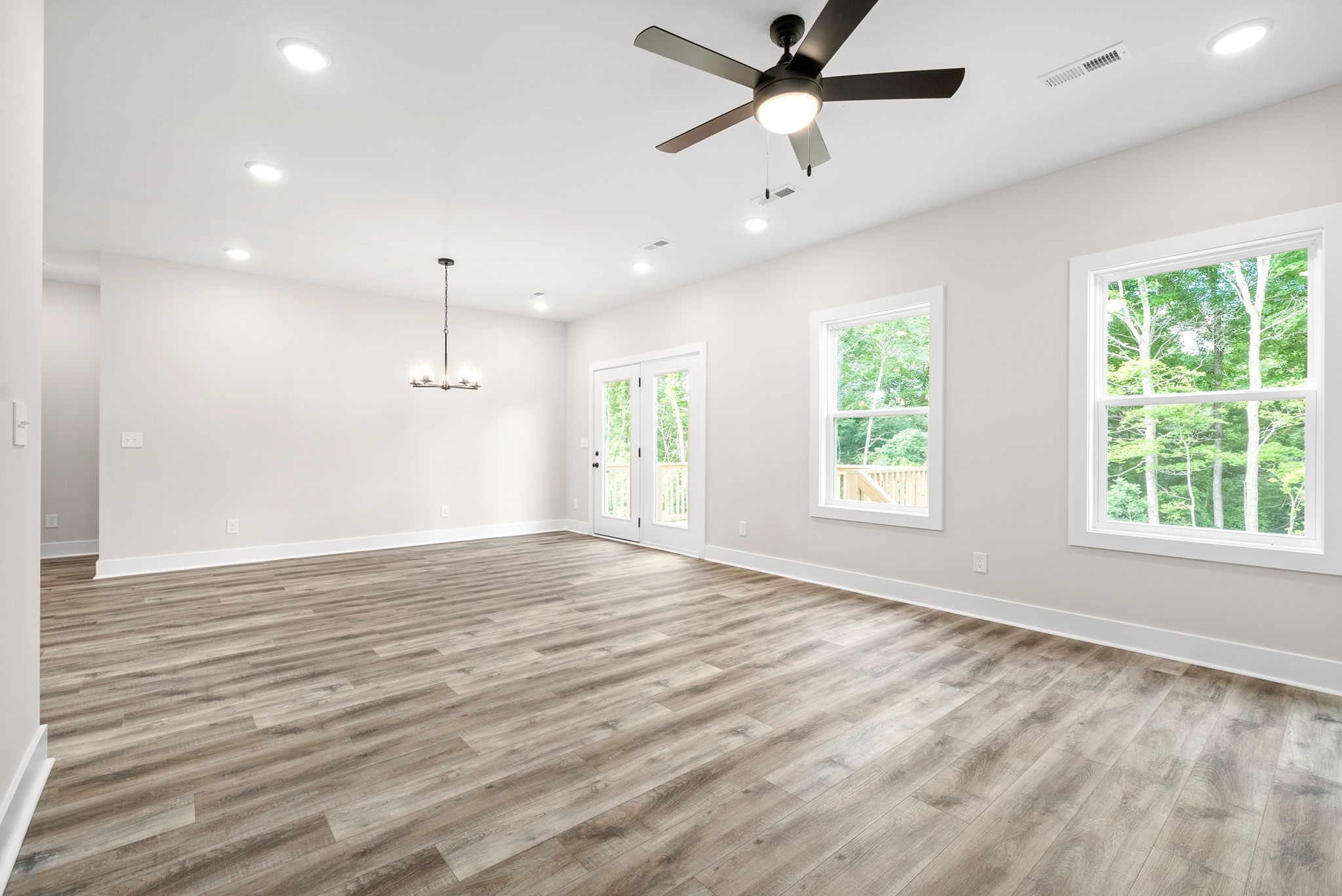 301 Wayne Hall Road Clarksville, TN 37040 - Photo 3 of 7 Gallery Image 3