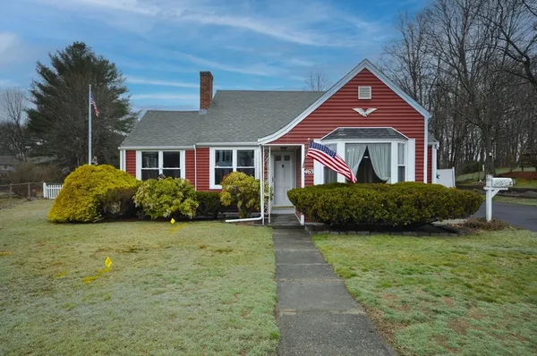 $499,900 | 463 West Union Street, East Bridgewater, MA 02333