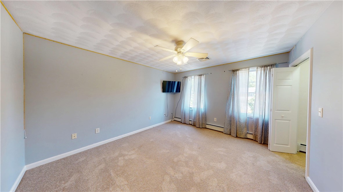 10 Kiley Way Coventry, RI 02816 - Photo 28 of 42 Gallery Image 28