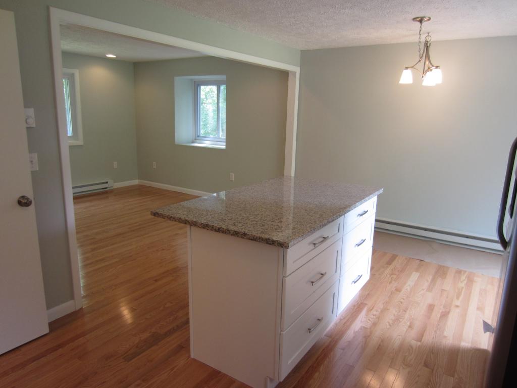 11 L Gamache Road Derry, NH 03038 - Photo 3 of 17