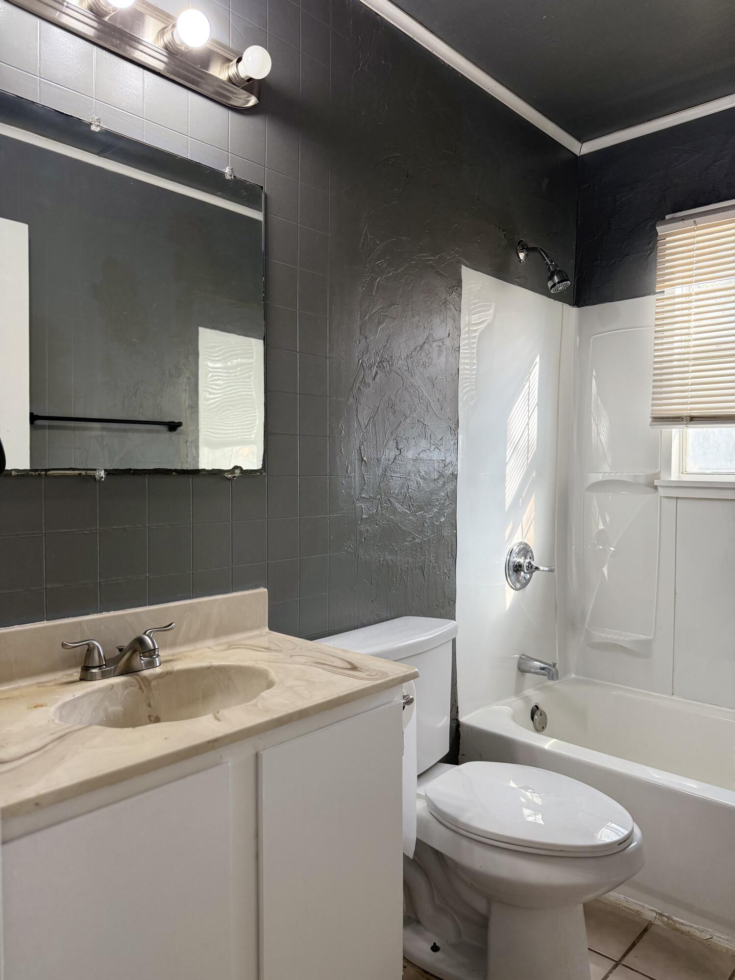 2405 23rd Street Lubbock, TX 79411 - Photo 12 of 17 IMG_4390