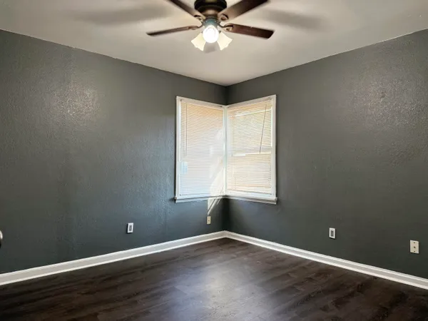 $925 | 2405 23rd Street, Lubbock, TX 79411