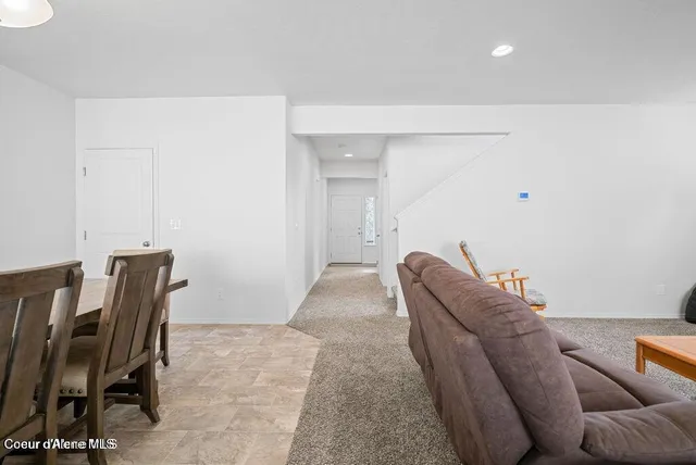 $765,000 | 21714 South Lakeview Drive, Worley, ID 83876