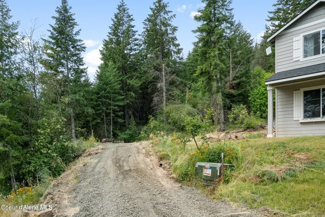 $765,000 | 21714 South Lakeview Drive, Worley, ID 83876