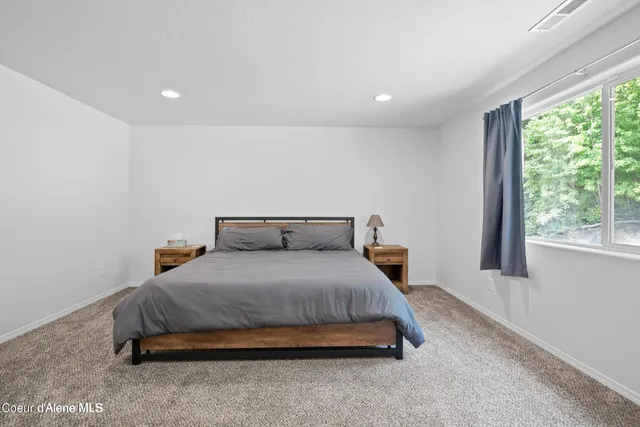 $765,000 | 21714 South Lakeview Drive, Worley, ID 83876