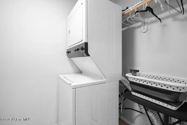 $765,000 | 21714 South Lakeview Drive, Worley, ID 83876