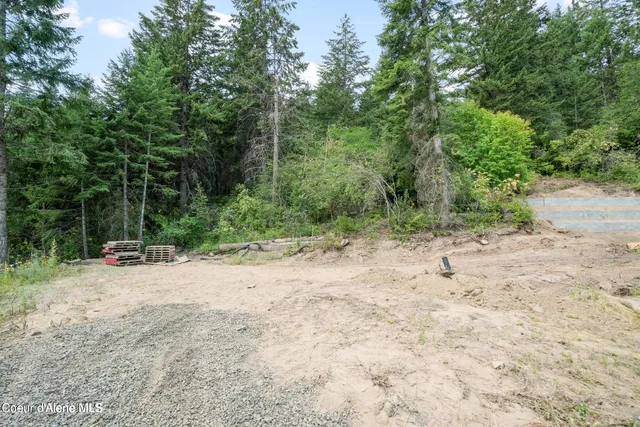 $765,000 | 21714 South Lakeview Drive, Worley, ID 83876