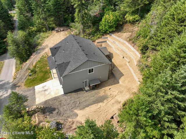 $765,000 | 21714 South Lakeview Drive, Worley, ID 83876