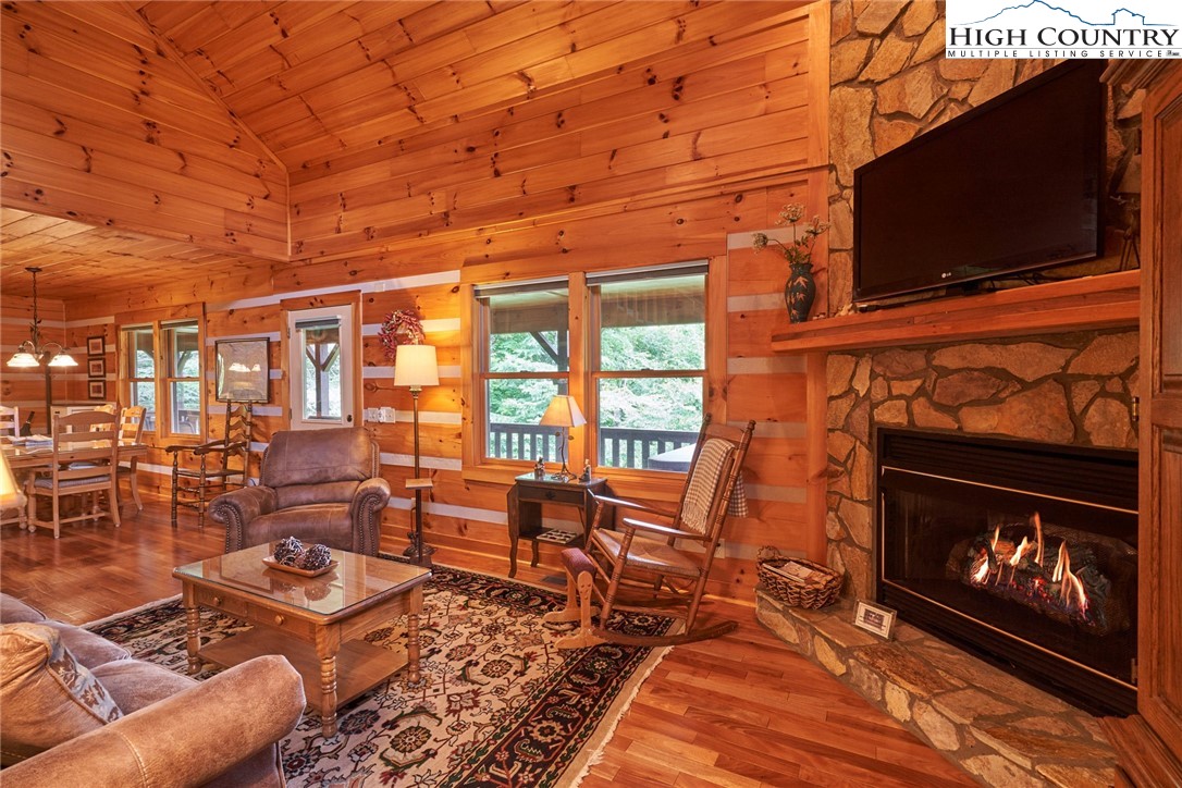 304 Woodby Ridge Road Vilas, NC 28692 - Photo 11 of 39 Gallery Image 11