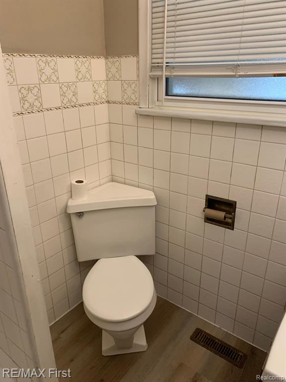 8048 Timken Avenue Warren, MI 48089 - Photo 9 of 14
