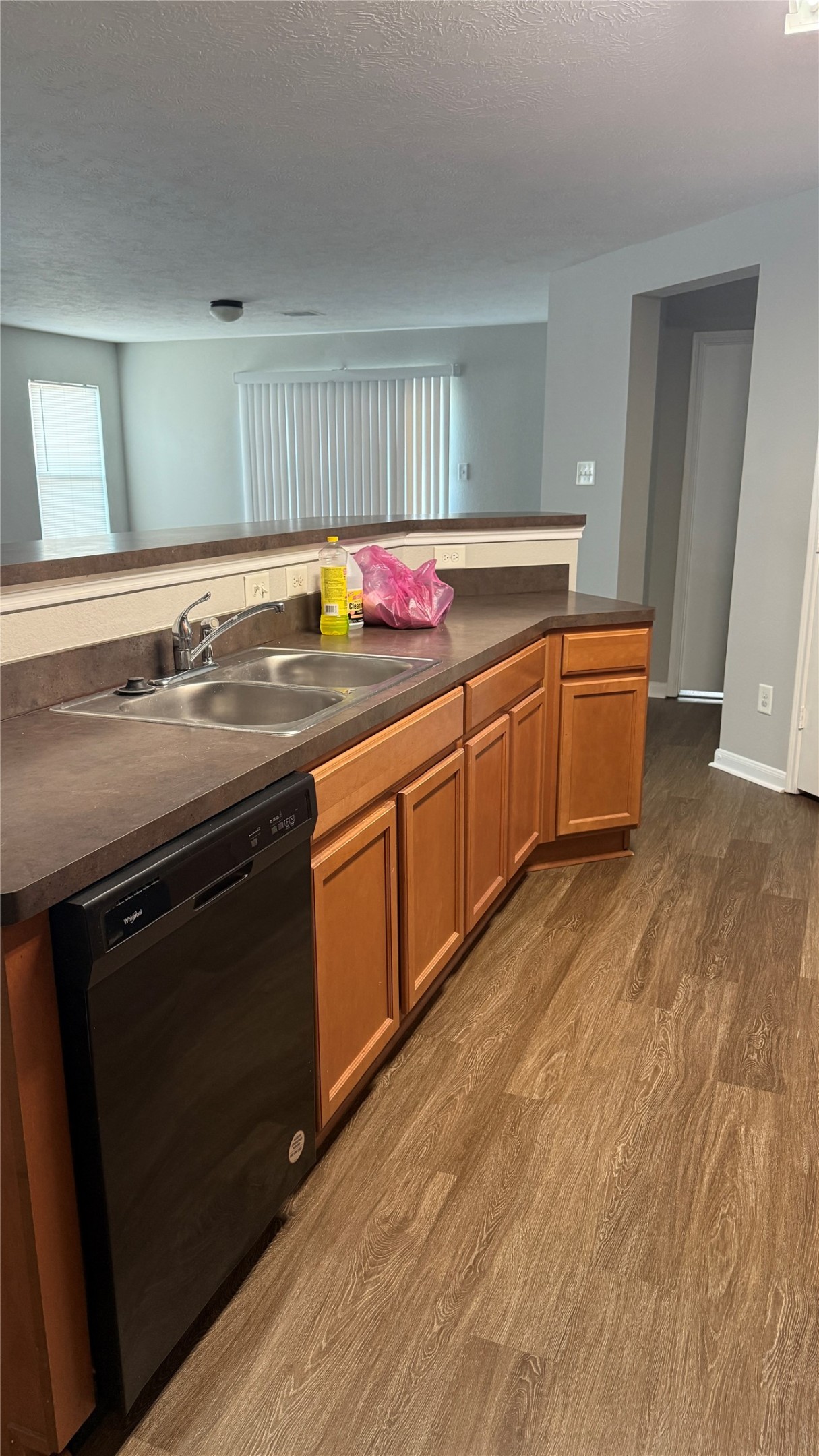 1022 Hummingbird Point Lane Houston, TX 77090 - Photo 2 of 7 Gallery Image 2