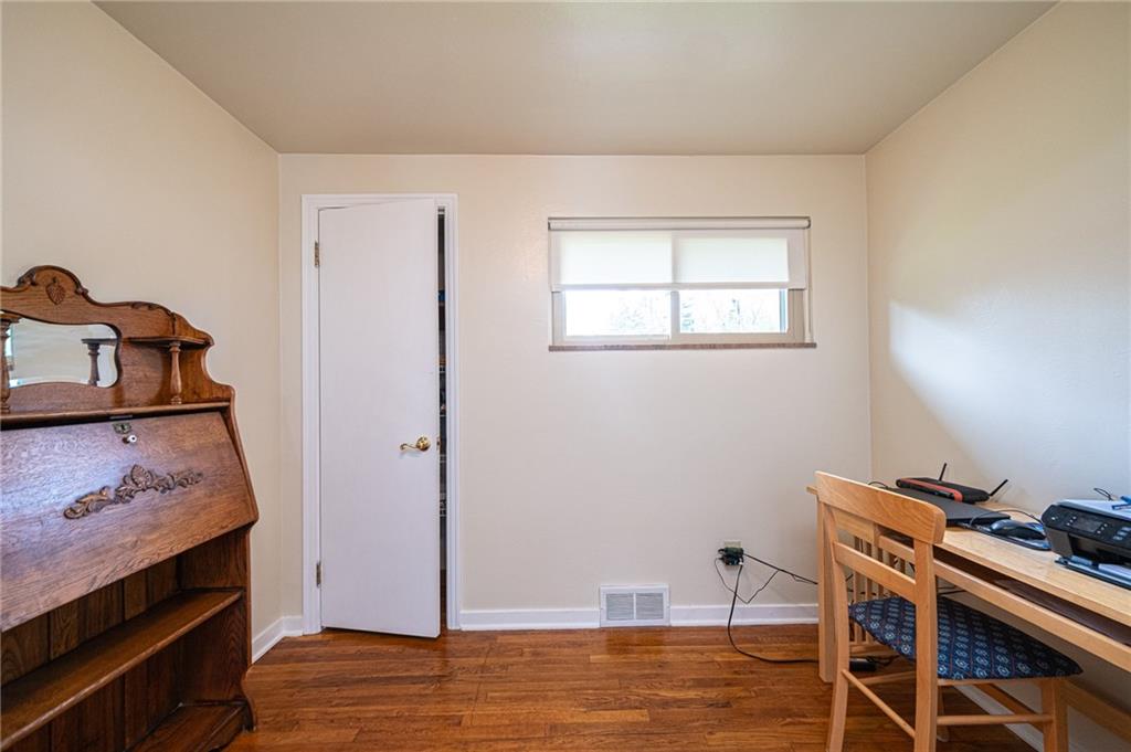 111 Tyler Road Pittsburgh, PA 15237 - Photo 14 of 25 4TH BEDROOM CURRENTLY USED AS AN OFFICE