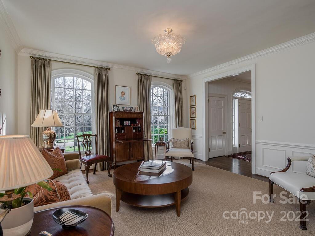 441 Eastover Road Charlotte, NC 28207 - Photo 3 of 41 Gallery Image 3