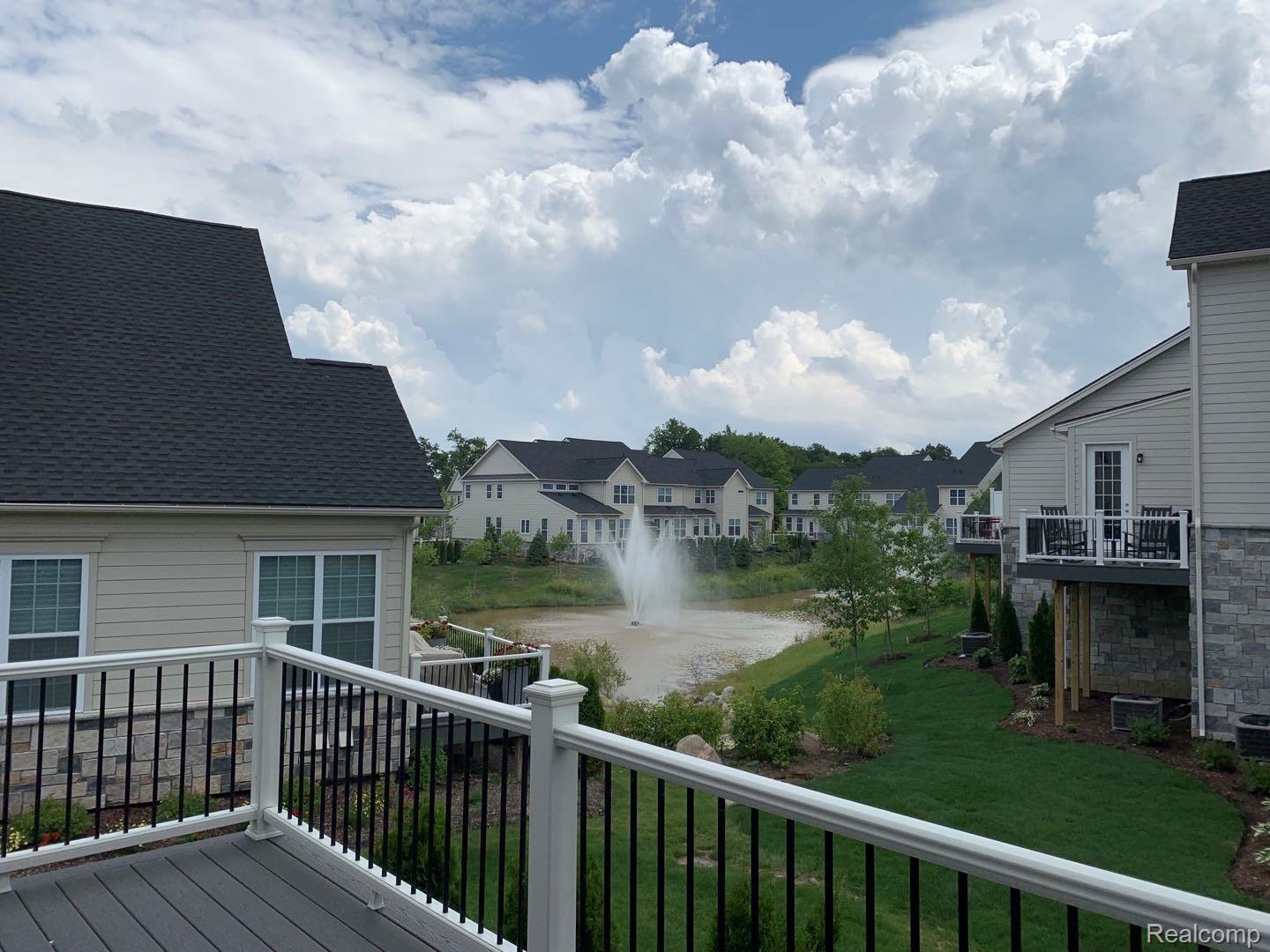 42925 Cardinal Way, Unit 76 Novi, MI 48375 - Photo 12 of 24 WechatIMG483.jpeg
