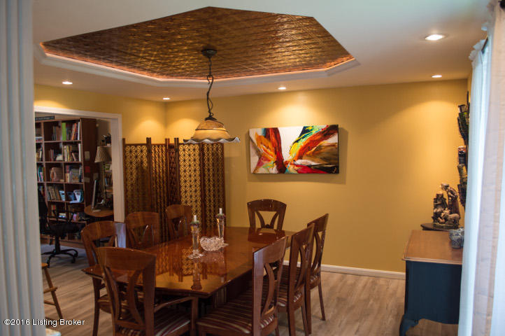11903 Running Creek Road Louisville, KY 40243 - Photo 21 of 38 DIning Room3