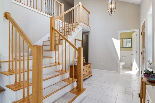 $839,000 | 11 Captain Parker Drive, Lee, NH 03861