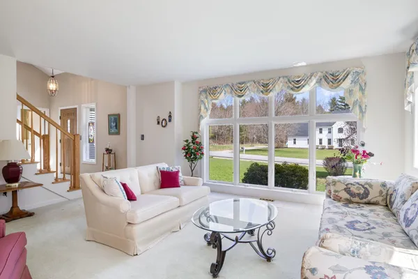 $839,000 | 11 Captain Parker Drive, Lee, NH 03861