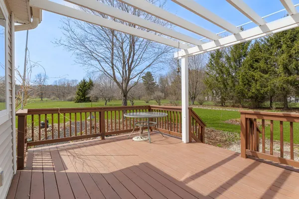 $839,000 | 11 Captain Parker Drive, Lee, NH 03861
