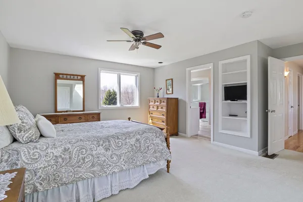 $839,000 | 11 Captain Parker Drive, Lee, NH 03861
