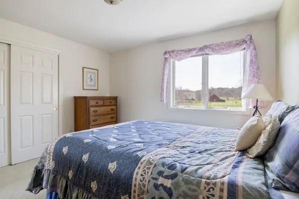 $839,000 | 11 Captain Parker Drive, Lee, NH 03861