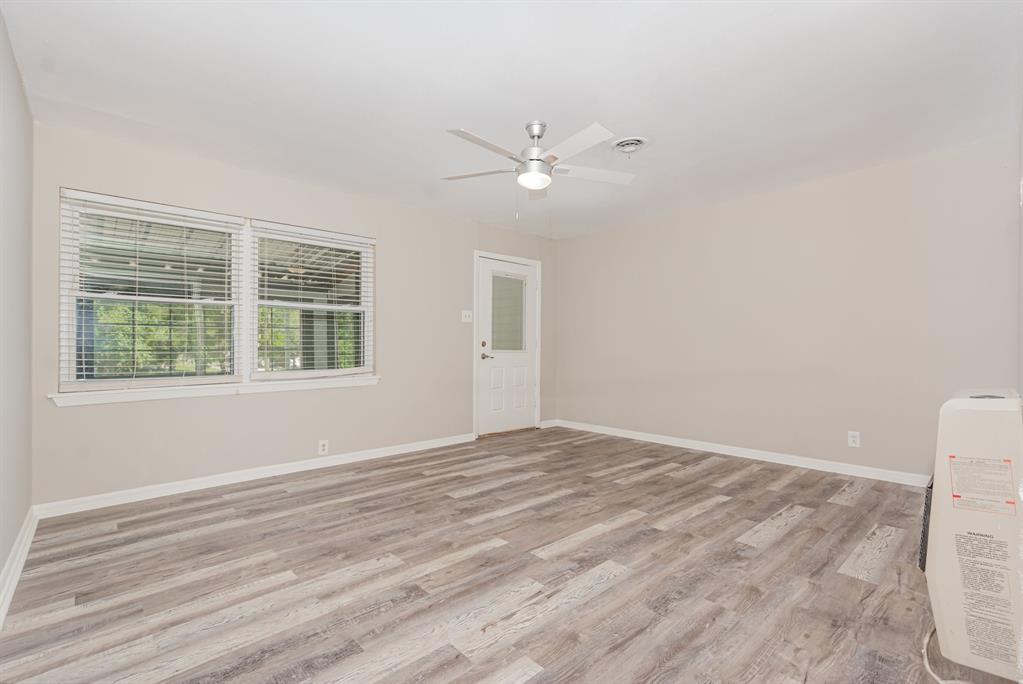 502 West Bells Boulevard Bells, TX 75414 - Photo 6 of 29