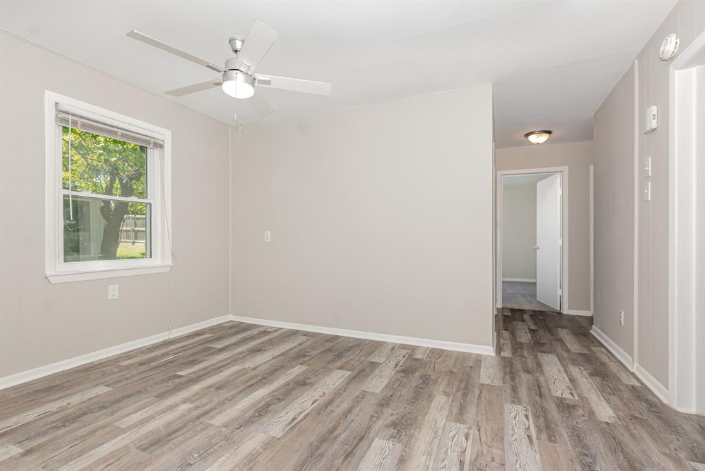 502 West Bells Boulevard Bells, TX 75414 - Photo 7 of 29