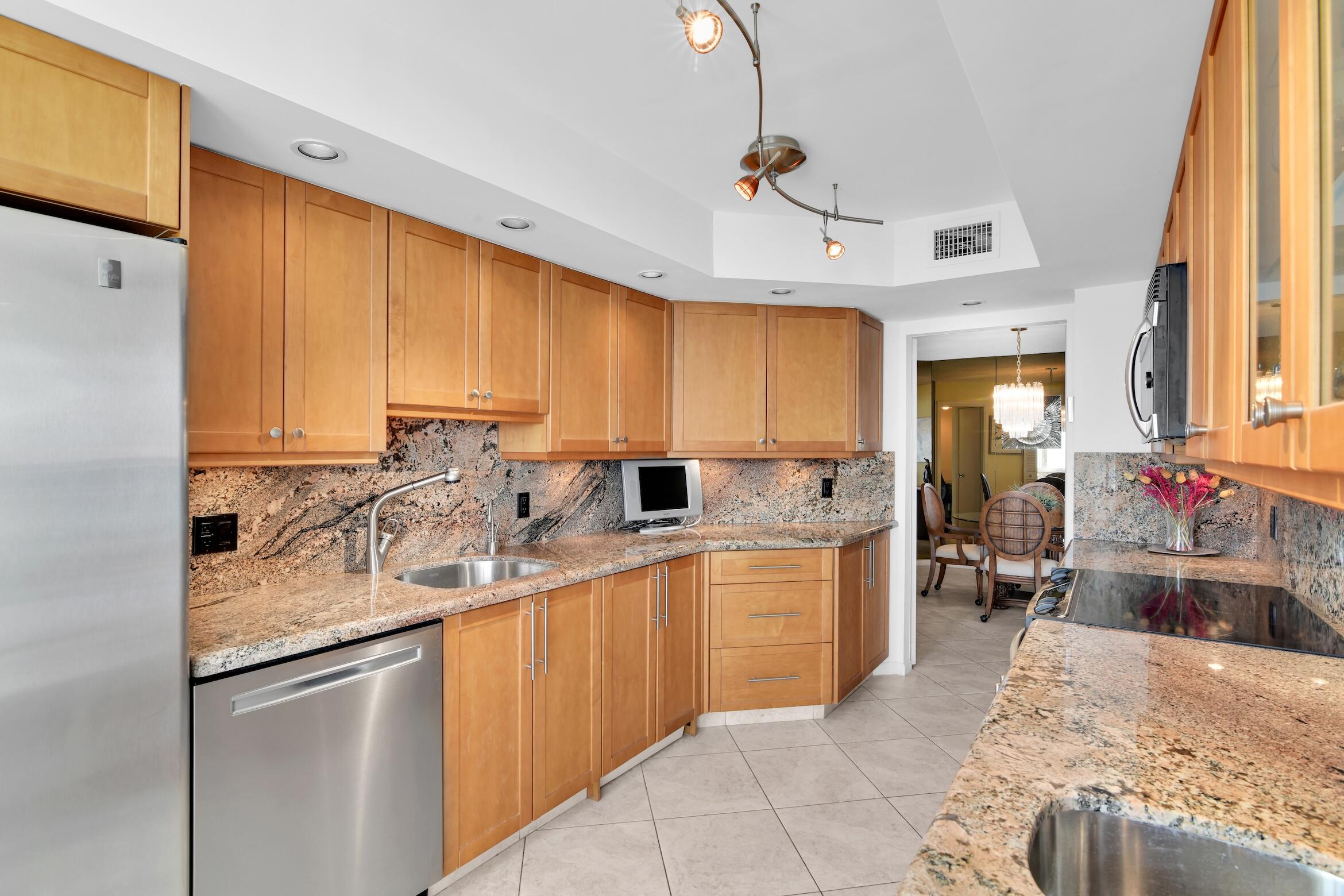 500 South Ocean Boulevard, Unit 706 Boca Raton, FL 33432 - Photo 10 of 64 Chalfonte 706N - 12