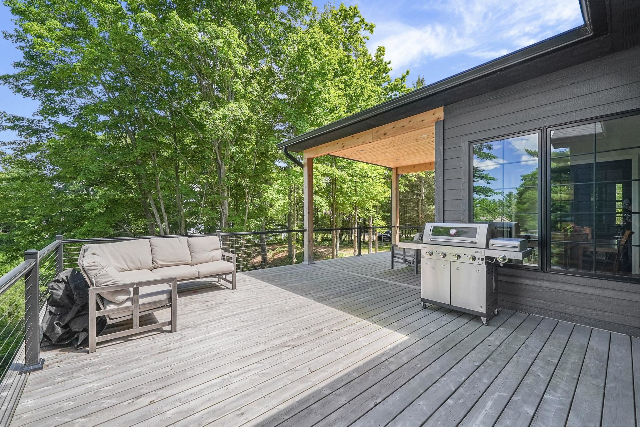 677 Blueberry Ridge Traverse City, MI 49685 - Photo 31 of 62 1947011-cd9f88b7-fe40-4484-b844-7ac3ec1006d2.JPG
