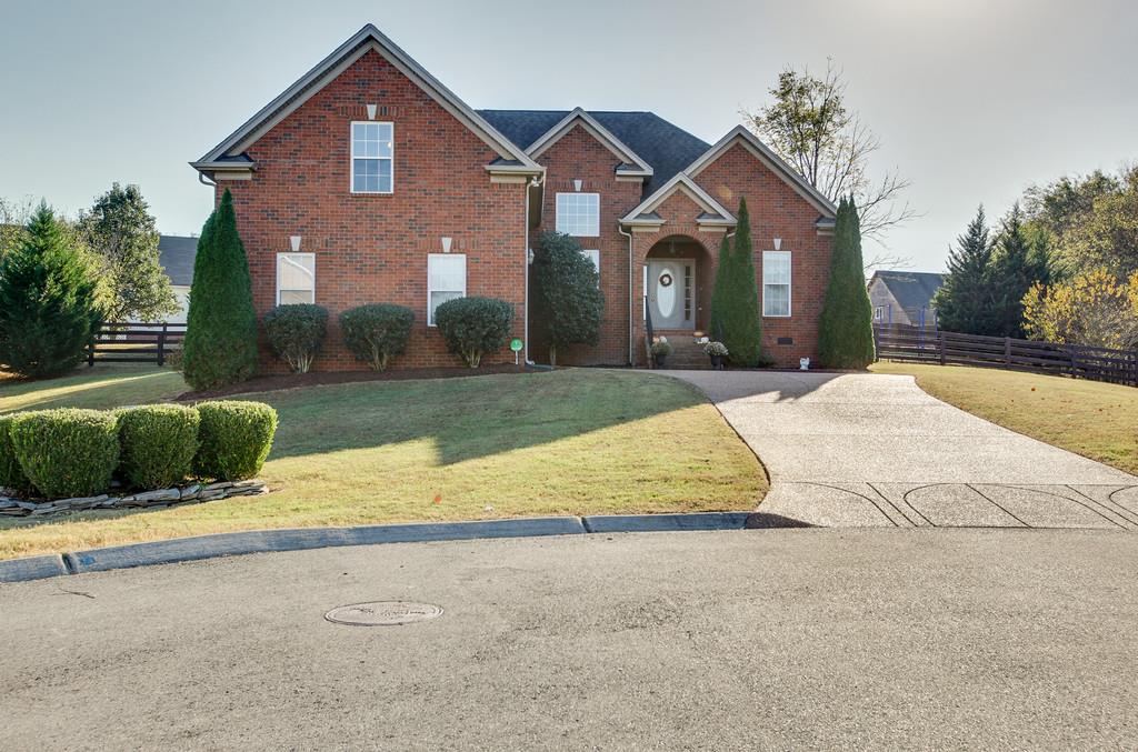 1605 Timberwolf Court Spring Hill, TN 37174 - Photo 1 of 30 Gallery Image 1