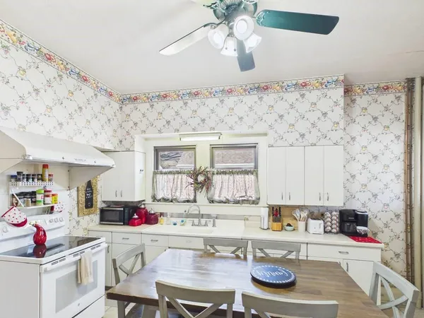 $220,000 | 517 South Eddy Street, Fort Scott, KS 66701