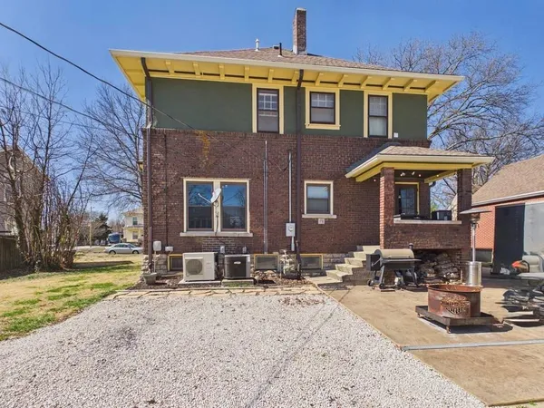 $220,000 | 517 South Eddy Street, Fort Scott, KS 66701