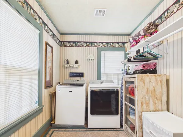 $220,000 | 517 South Eddy Street, Fort Scott, KS 66701