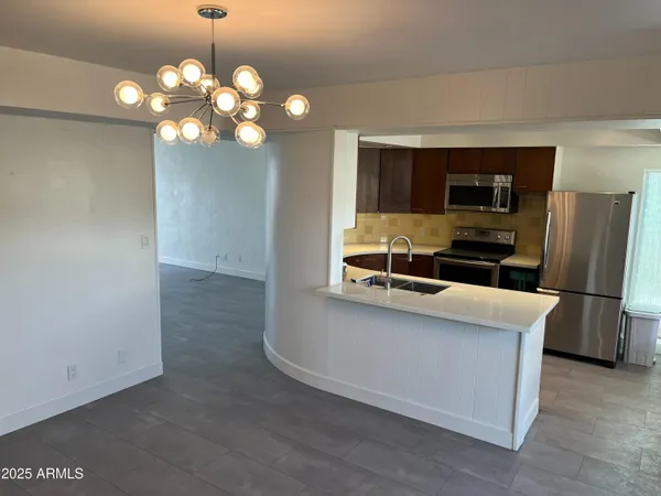 $2,699 | 3713 East Glenrosa Avenue, Phoenix, AZ 85018