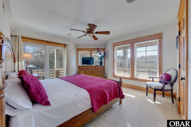 $1,995,000 | 71 Ocean Boulevard, Southern Shores, NC 27949