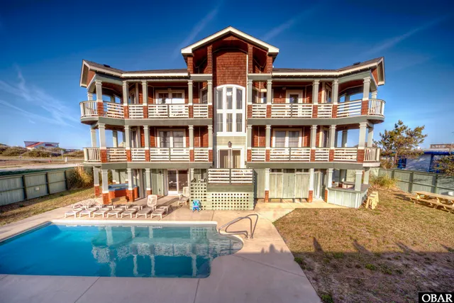 $1,995,000 | 71 Ocean Boulevard, Southern Shores, NC 27949
