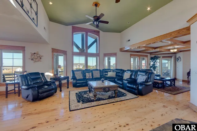 $1,995,000 | 71 Ocean Boulevard, Southern Shores, NC 27949