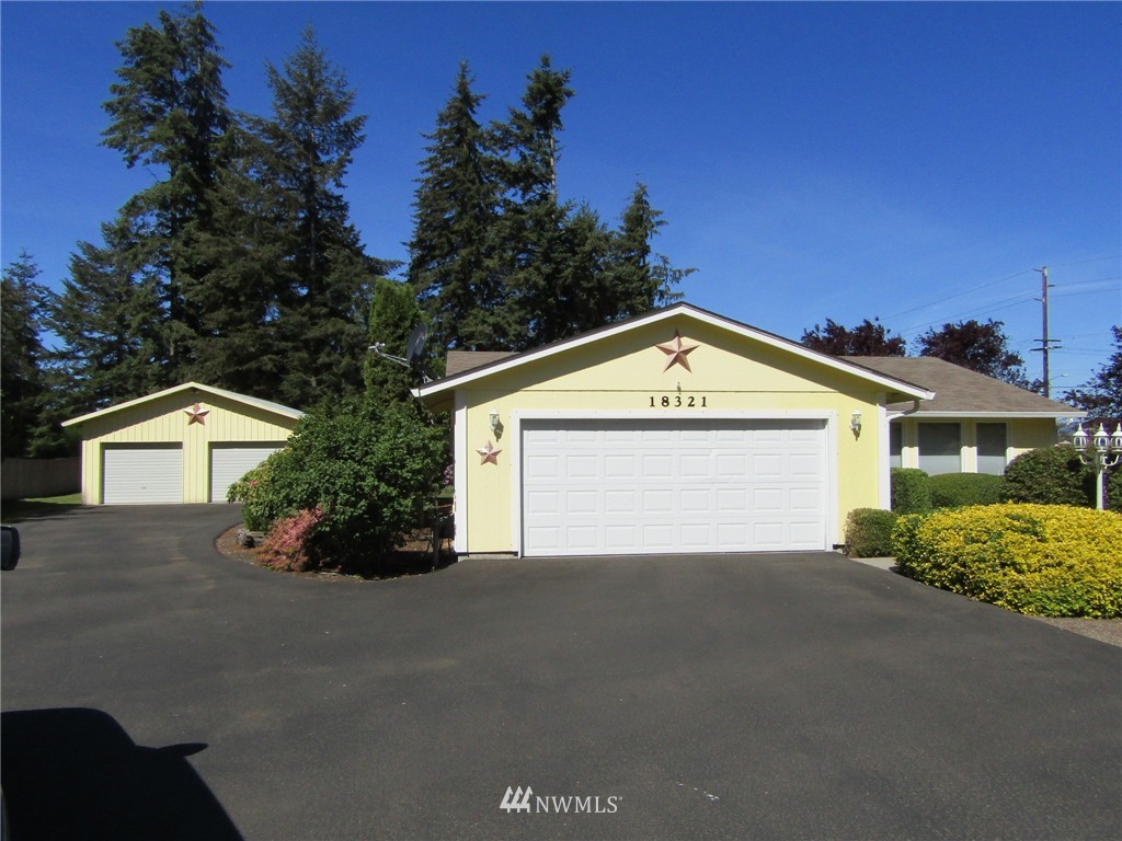 18321 Elaine Court Southwest Rochester, WA 98579 - Photo 3 of 21 Gallery Image 3