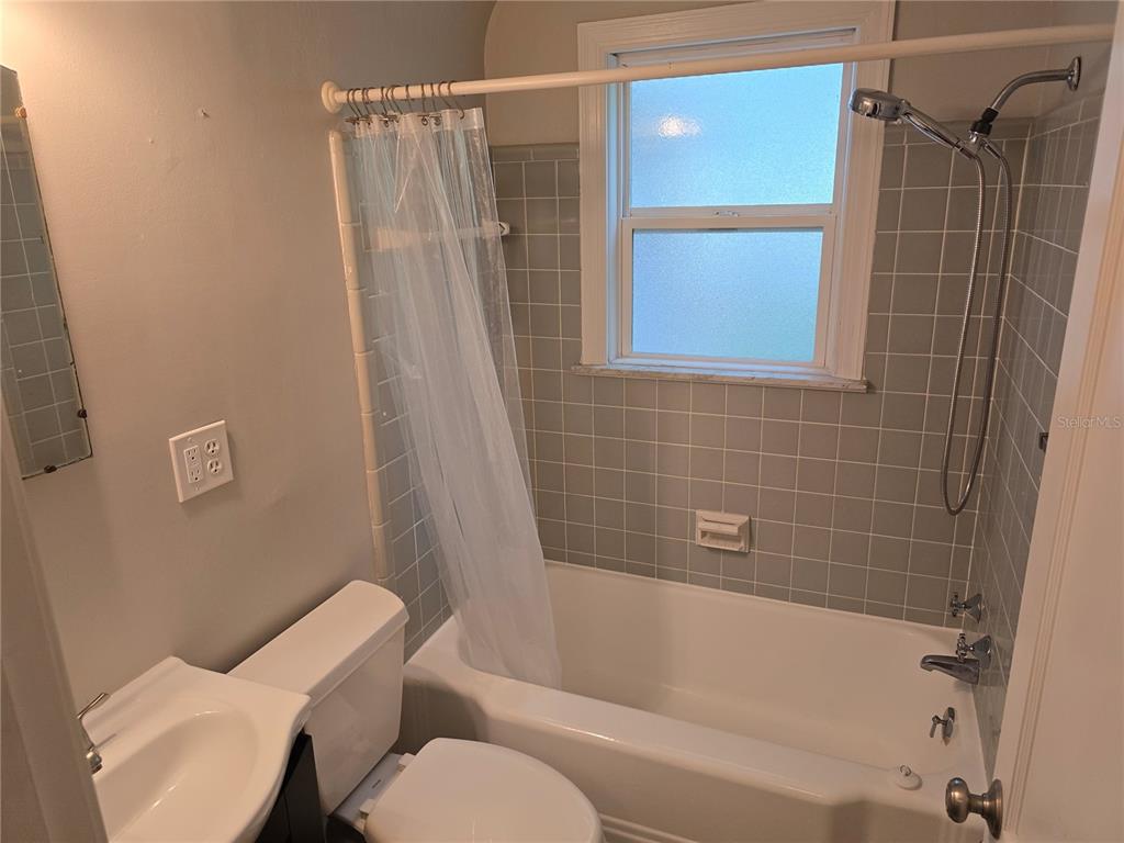 1001 West Beacon Avenue Tampa, FL 33603 - Photo 13 of 17