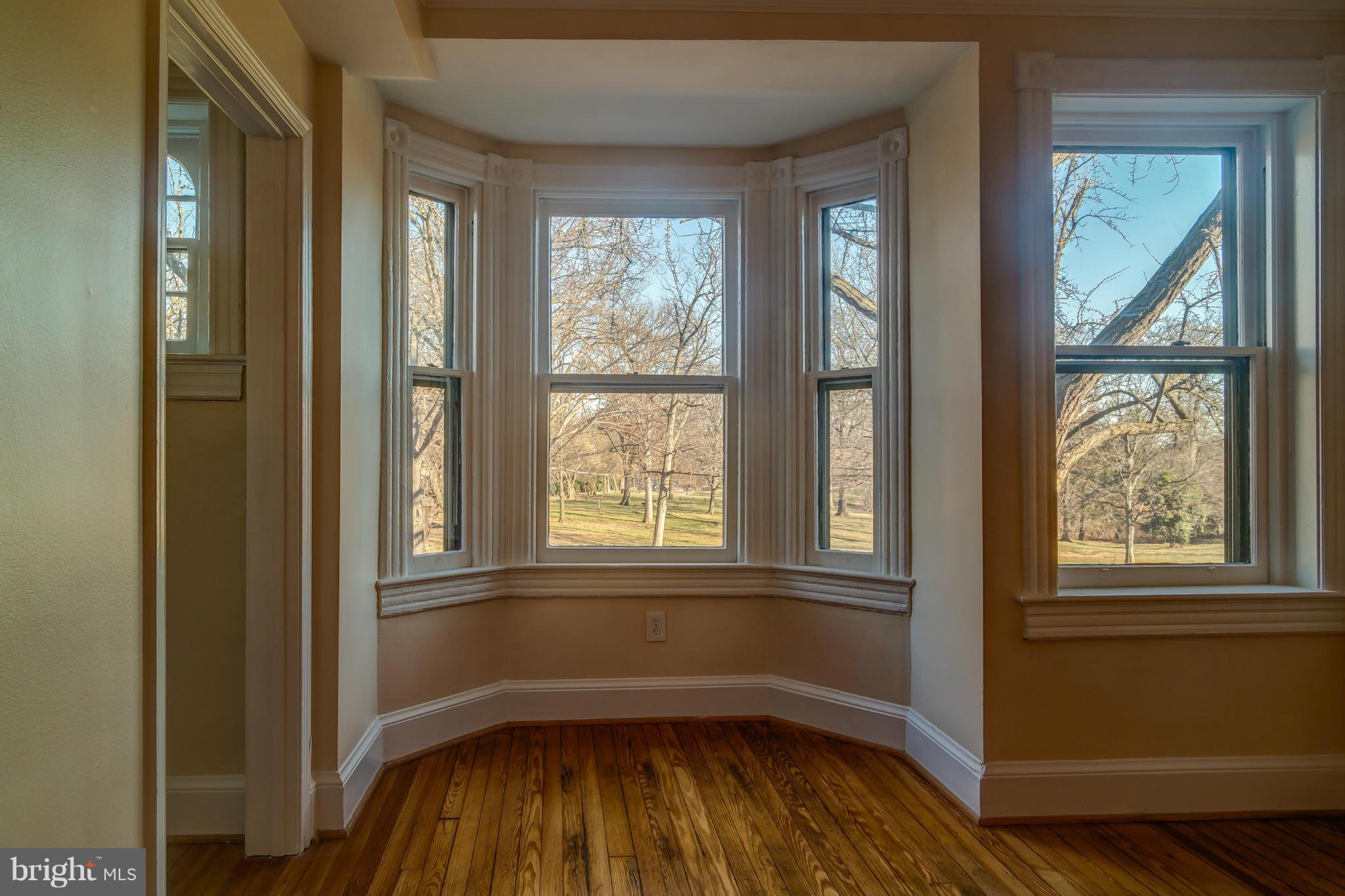 3040 R Street Northwest, Unit 2 Washington, DC 20007 - Photo 12 of 28 Interior (General)