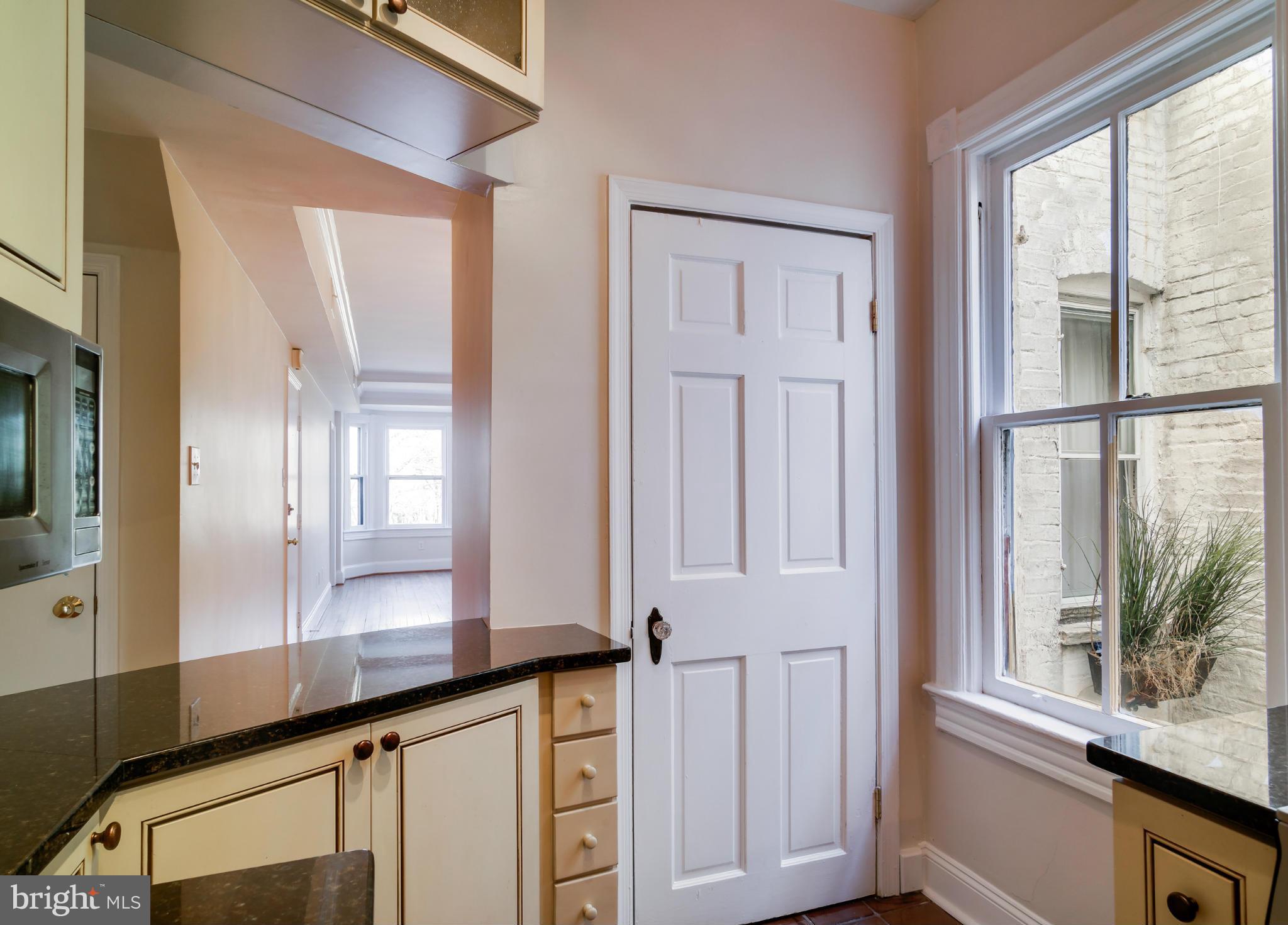 3040 R Street Northwest, Unit 2 Washington, DC 20007 - Photo 5 of 28 Kitchen