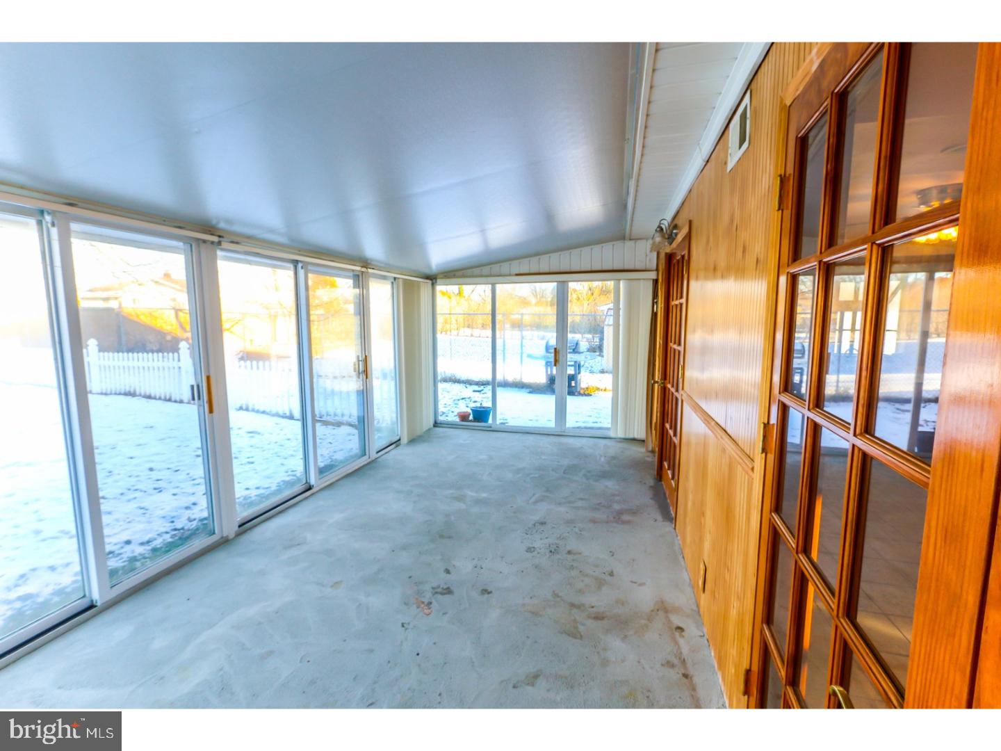 20 Thoreau Road Hamilton, NJ 08690 - Photo 9 of 22 Sun Room