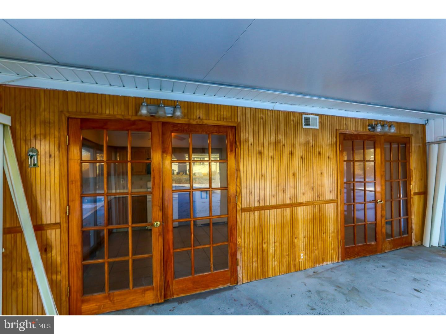 20 Thoreau Road Hamilton, NJ 08690 - Photo 10 of 22 Sun Room