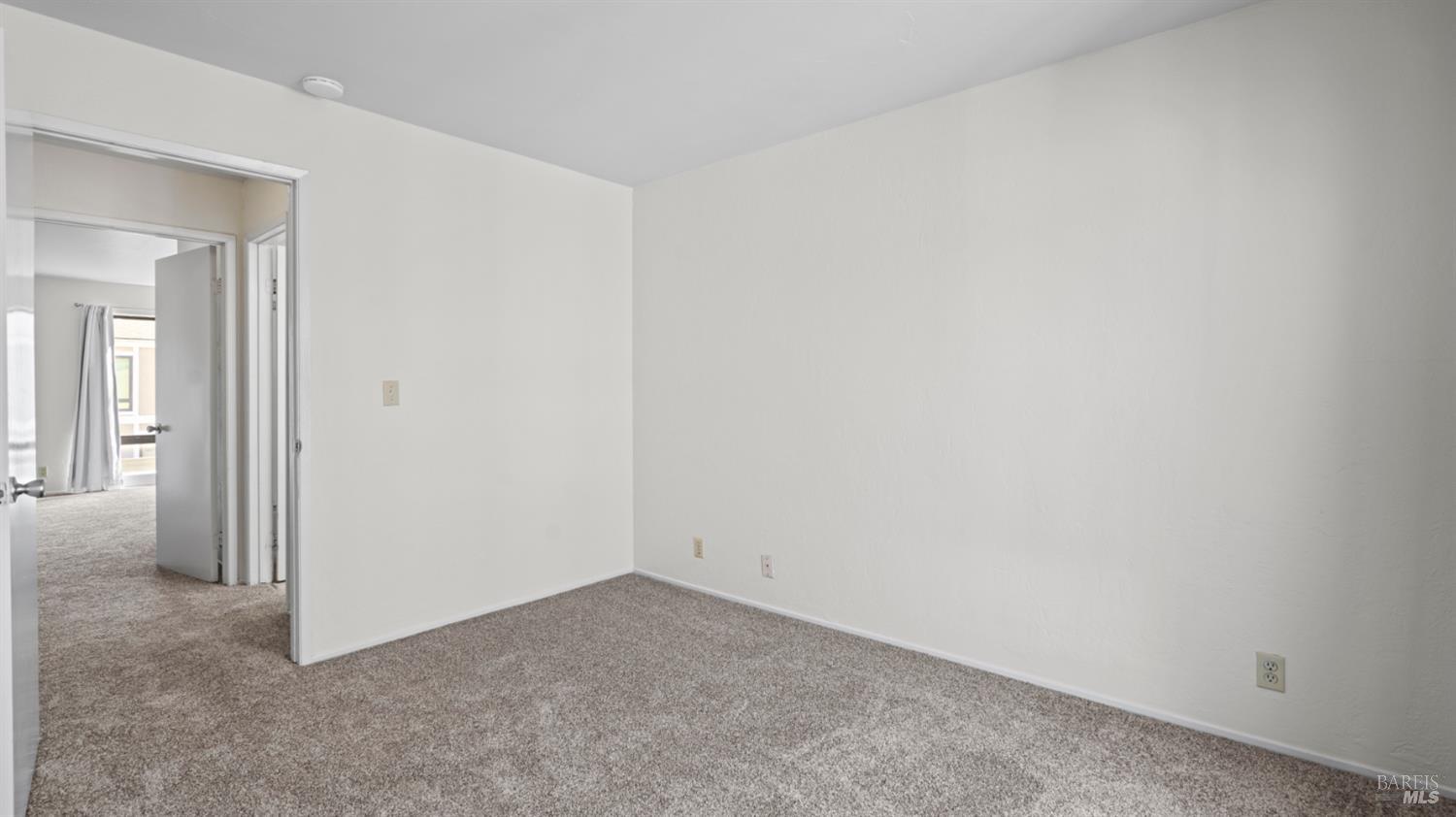 900 Southampton Road, Unit 140 Benicia, CA 94510 - Photo 19 of 22