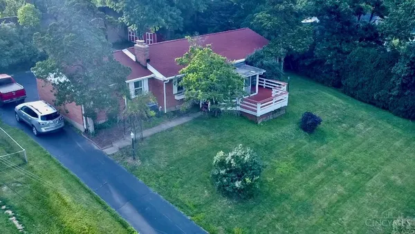 $470,000 | 10421 Twinkle Lane, Montgomery, OH 45242