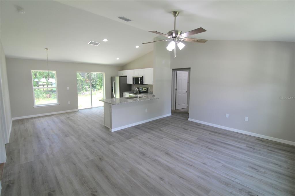 1906 Southwest 144th Court Ocala, FL 34481 - Photo 3 of 16