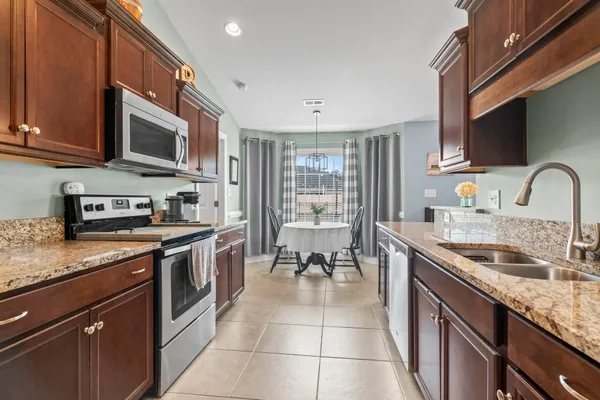 $279,900 | 254 Macarthur Drive, Conway, SC 29527