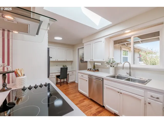 $595,000 | 2040 Northwest 23rd Street, Corvallis, OR 97330