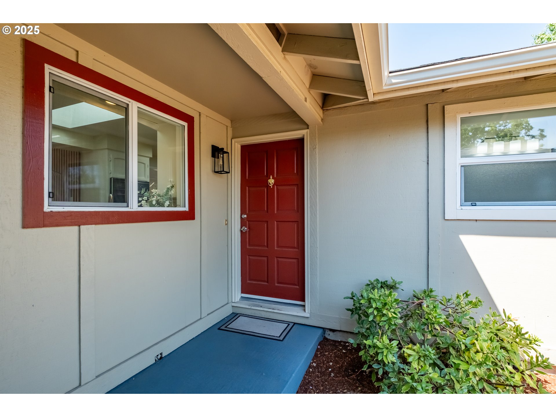 2040 Northwest 23rd Street Corvallis, OR 97330 - Photo 7 of 48 a view of an entrance of the house