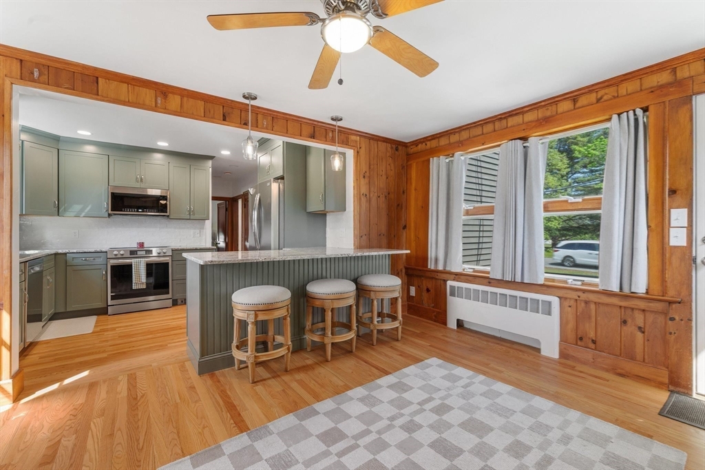 5 Bates Street Mendon, MA 01756 - Photo 4 of 37